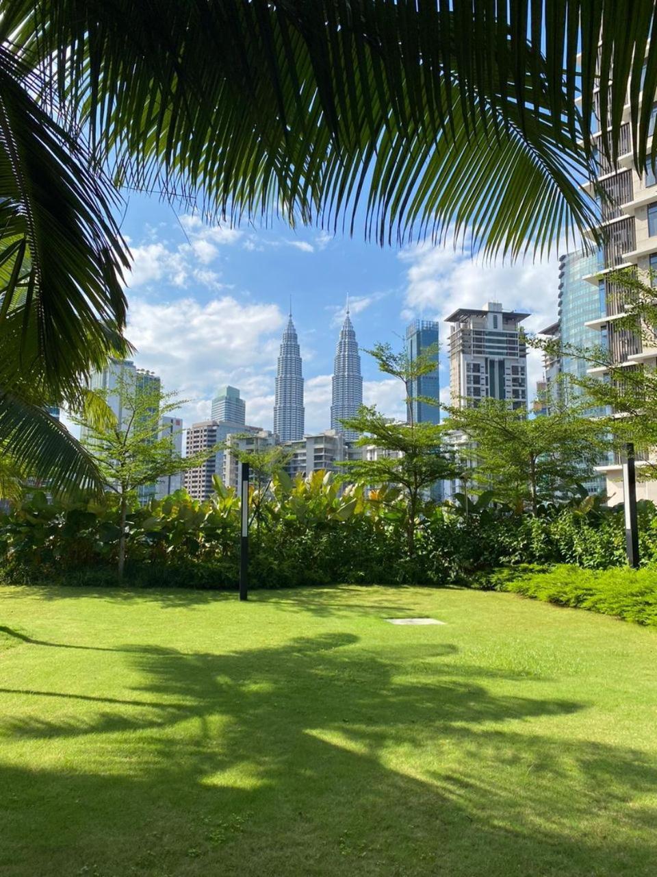 Eaton Residences Klcc By Perkasa Ikon Kuala Lumpur Esterno foto